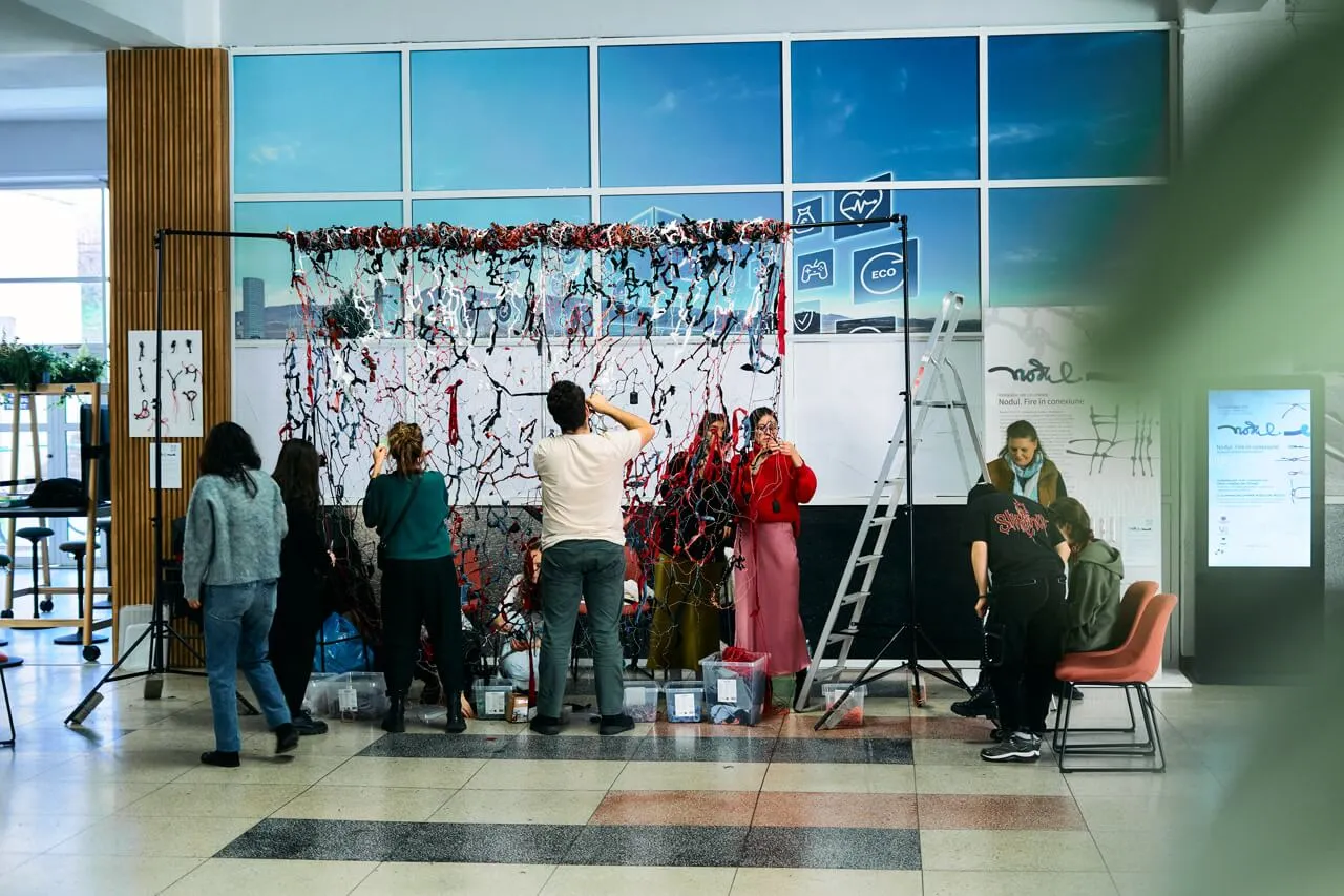 Atelier ”Nodul. Fire în conexiune”